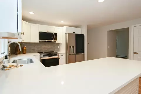 16 Yardarm Dr, Mashpee, MA 02649 photo 7