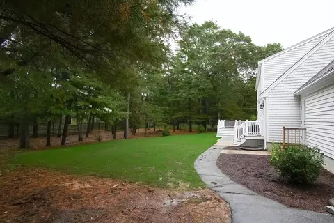 16 Yardarm Dr, Mashpee, MA 02649 photo 37