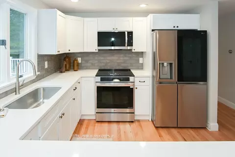 16 Yardarm Dr, Mashpee, MA 02649 photo 6