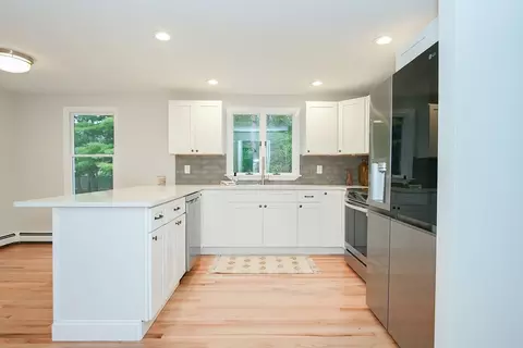 16 Yardarm Dr, Mashpee, MA 02649 photo 4