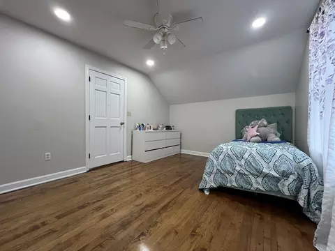 Bedroom - 155 Warner Ave, Worcester, MA 01604 photo 6 of 7