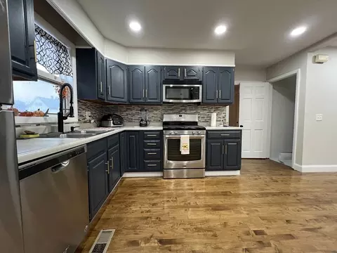 Kitchen - 155 Warner Ave, Worcester, MA 01604 photo 1 of 3