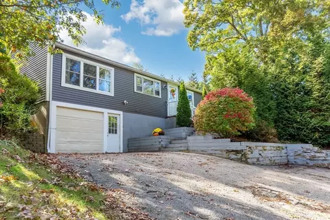 971 State Rd, Plymouth, MA 02360