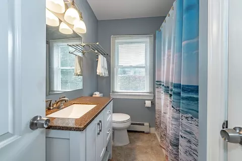 128 Ferry St, Easthampton, MA 01027 photo 18