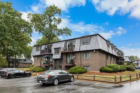 42 Main St #23, North Reading, MA 01864
