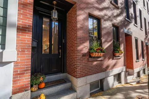 21 Auburn St, Charlestown, MA 02129