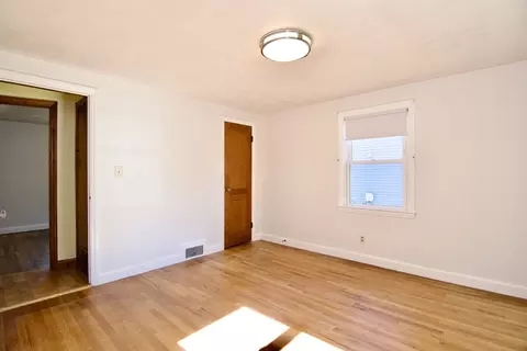 18 Barton St, Springfield, MA 01104 photo 20