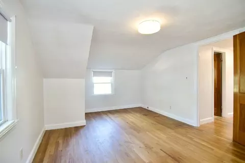 18 Barton St, Springfield, MA 01104 photo 29