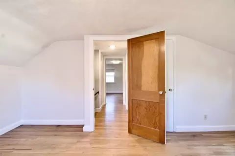 18 Barton St, Springfield, MA 01104 photo 34