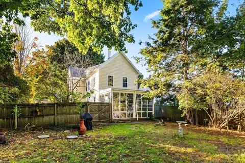 34 Chestnut St, Danvers, MA 01923 photo 26