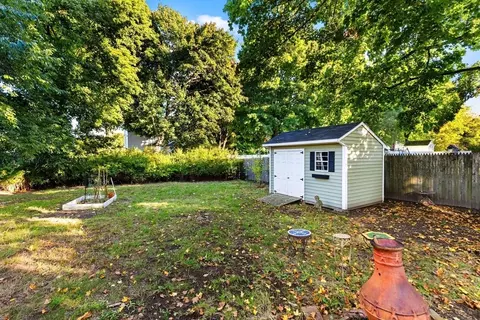34 Chestnut St, Danvers, MA 01923 photo 28