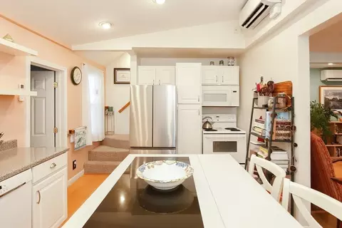 12 Thirteenth St, Wareham, MA 02558 photo 12