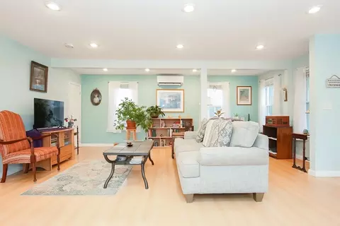 12 Thirteenth St, Wareham, MA 02558 photo 6