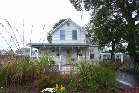 12 Thirteenth St, Wareham, MA 02558