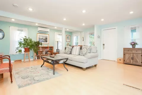 12 Thirteenth St, Wareham, MA 02558 photo 2