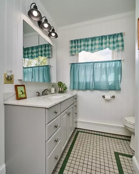 Bath - 10 Phillips Dr, Colrain, MA 01340 photo 1 of 2