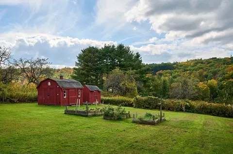 Exterior - 10 Phillips Dr, Colrain, MA 01340 photo 4 of 8