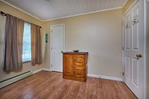 Bedroom - 10 Phillips Dr, Colrain, MA 01340 photo 4 of 4