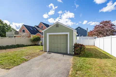 57 Middlesex Rd, Stoneham, MA 02180 photo 8