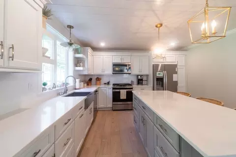 Kitchen - 11 Tudor, Mashpee, MA 02649 photo 3 of 3
