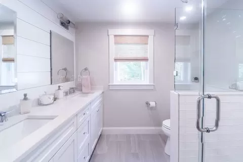 Bath - 11 Tudor, Mashpee, MA 02649 photo 1 of 3