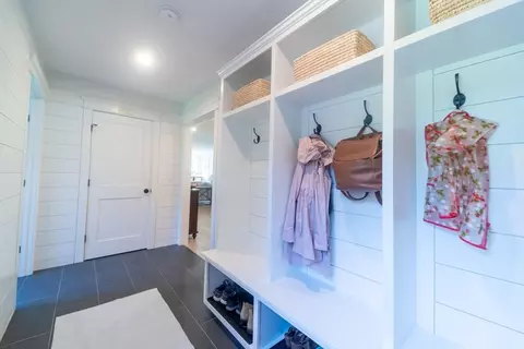 Entry Way - 11 Tudor, Mashpee, MA 02649 photo 4 of 6