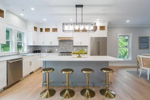 19 Western Ave #B, Natick, MA 01760