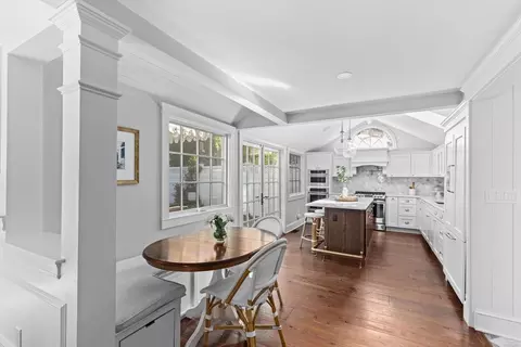 54 Elm St, Hingham, MA 02043 photo 2