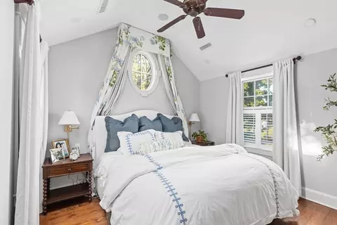 54 Elm St, Hingham, MA 02043 photo 17