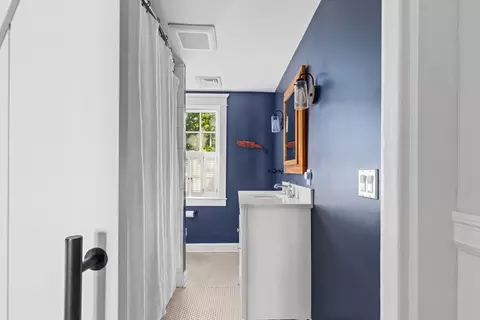 54 Elm St, Hingham, MA 02043 photo 22