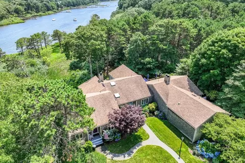 291 Riverbay Way #291, Teaticket, MA 02536