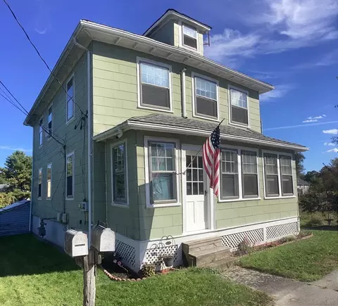 4 Bartlett St, Taunton, MA 02780