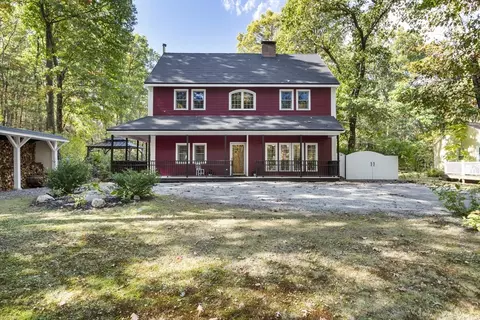 242 Rivulet St, Uxbridge, MA 01569