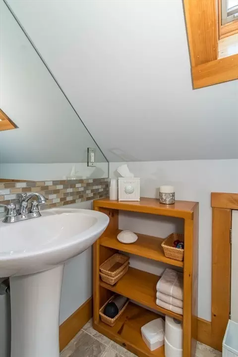 11 Central Pl, Bourne, MA 02532 photo 27