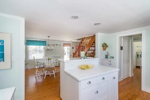 11 Central Pl, Bourne, MA 02532 photo 9