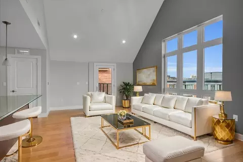 1501 Commonwealth Ave #PH2, Brighton, MA 02135
