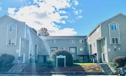 1036 Middlesex #4, Lowell, MA 01851