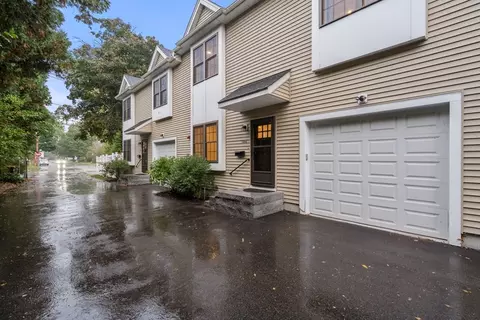 306 Franklin St #A, Framingham, MA 01702