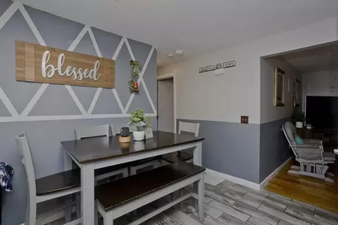 33 Coleman St, Springfield, MA 01109 photo 9