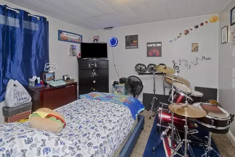 33 Coleman St, Springfield, MA 01109 photo 19