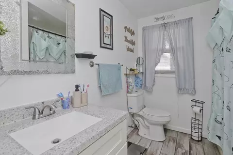 33 Coleman St, Springfield, MA 01109 photo 22
