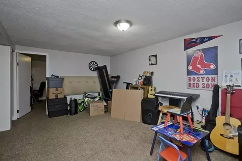 33 Coleman St, Springfield, MA 01109 photo 25