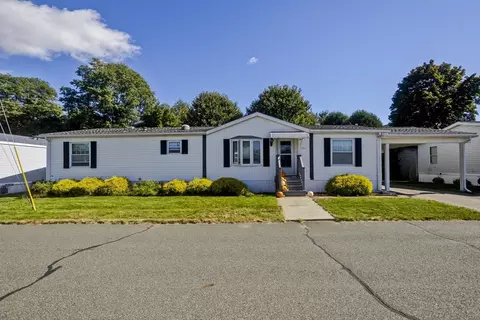 104 Holiday, Chicopee, MA 01020