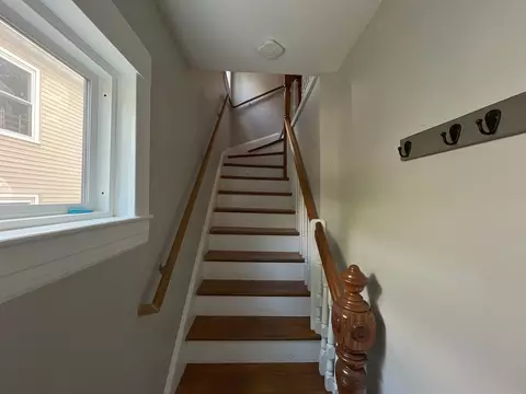 44 Freeman St, Framingham, MA 01702 photo 4