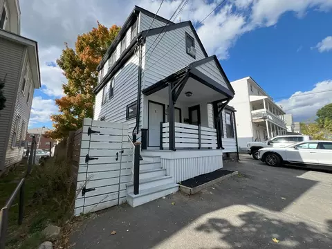 44 Freeman St, Framingham, MA 01702 photo 2