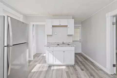 22 Chester St, Springfield, MA 01105 photo 5