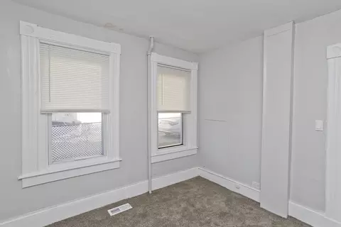 22 Chester St, Springfield, MA 01105 photo 24