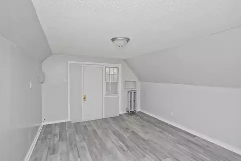22 Chester St, Springfield, MA 01105 photo 32
