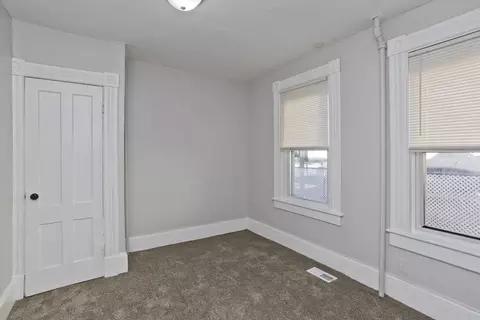 22 Chester St, Springfield, MA 01105 photo 25