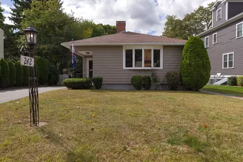 242 Mountain Ave, Arlington, MA 02474